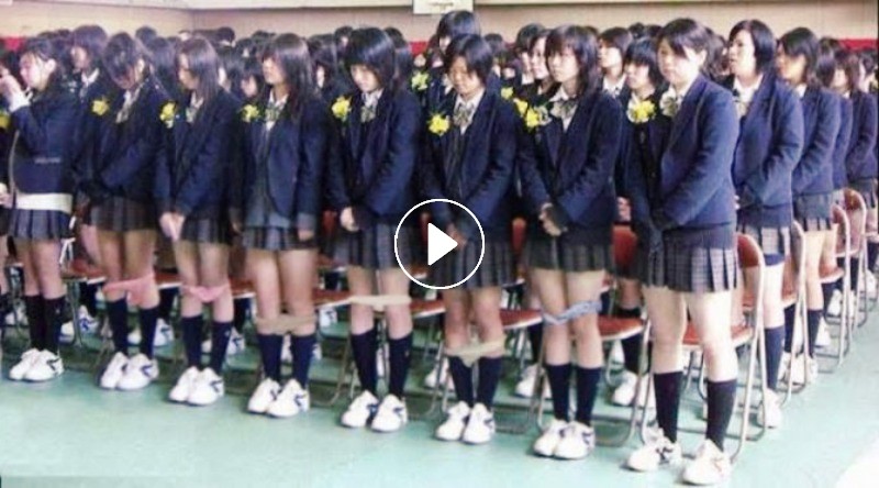 The reason why these schoolgirls check their underwear shocked the whole world!